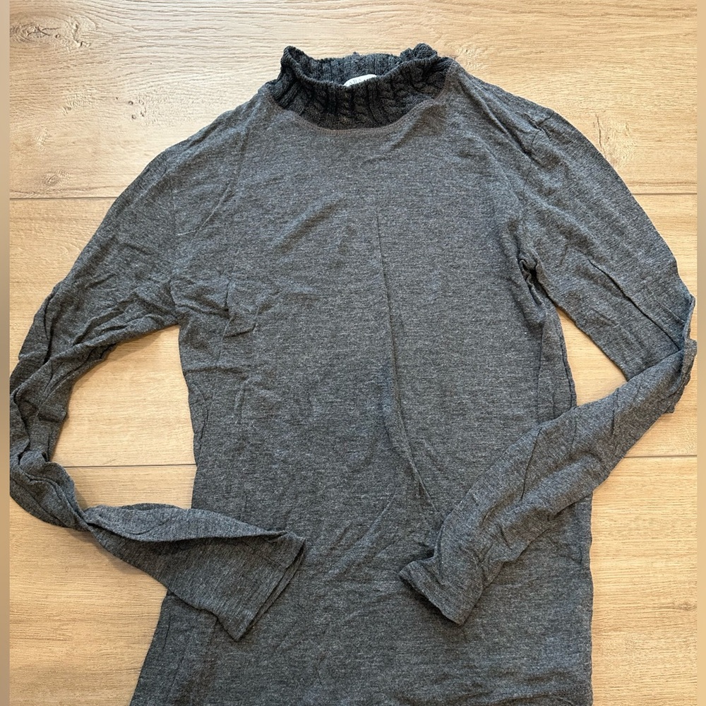 Gray turtle neck extra soft